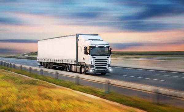 Fleet GPS Tracking: Protezione ed Efficienza per i Vostri Veicoli | Entopizo